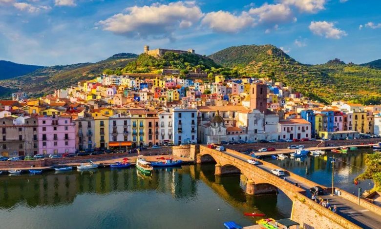 شهر کوچک پونگا در شمال‌غرب اسپانیا