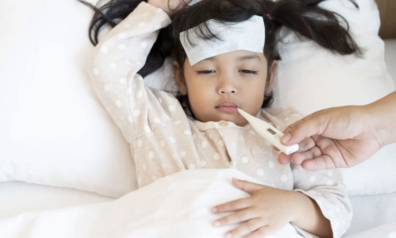 روشهای کنترل تب در نوزادان و کودکان