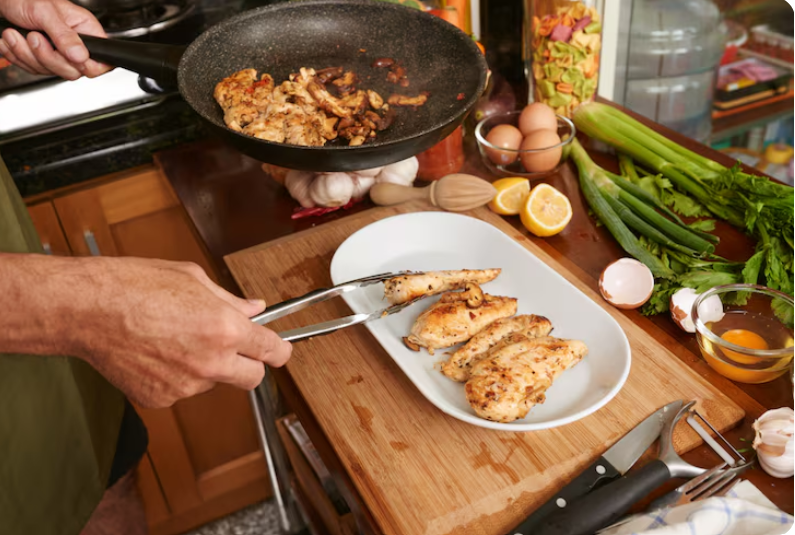 طرز تهیه سالاد ماکارونی با مرغ 