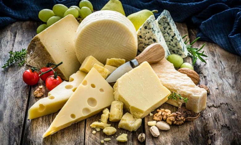 ۸ نوع از بهترین پنیرها برای سلامتی
