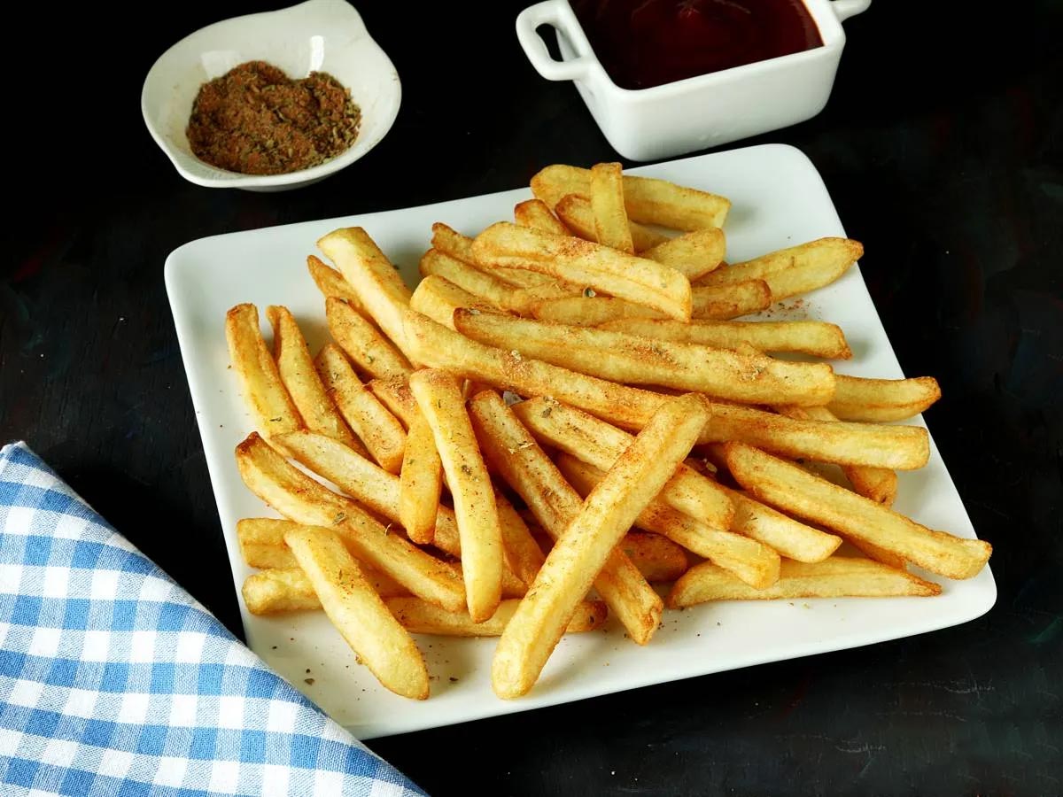 طرز تهیه سیب‌ زمینی سرخ ‌کرده فست ‌فودی