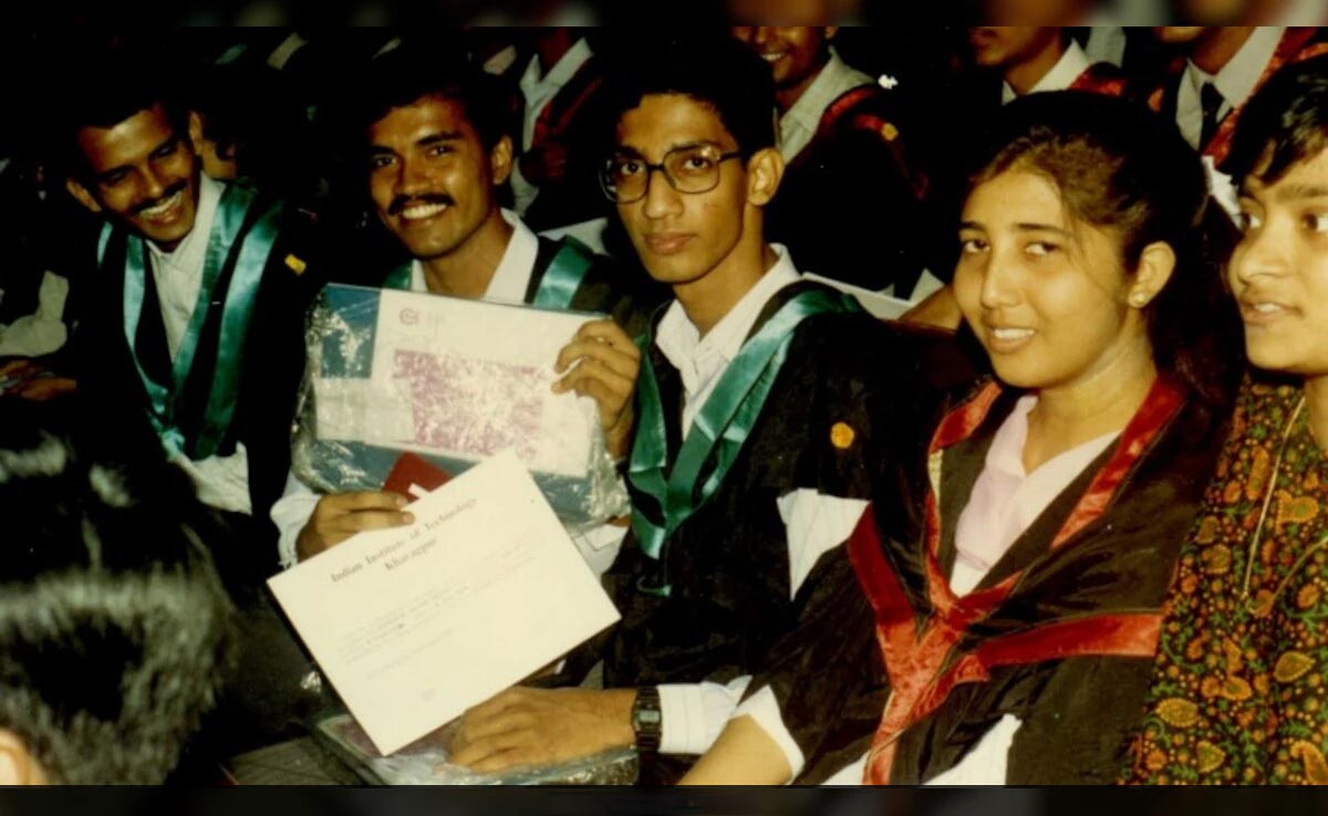 بیوگرافی سوندار پیچای