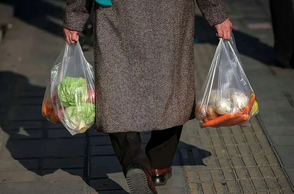 یارانه ۷۰۰ هزار تومانی نقدی است یا اعتباری؟