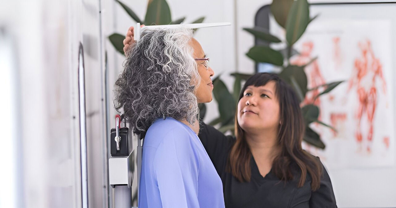 راهکارهای طلایی برای کُند کردن روند کاهش قد