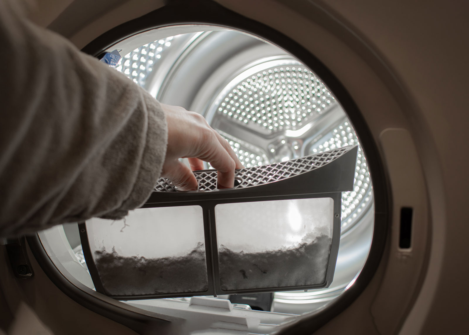 راهنمای گام‌به‌گام چطور فقط از خشک‌کن لباسشویی استفاده کنیم؟