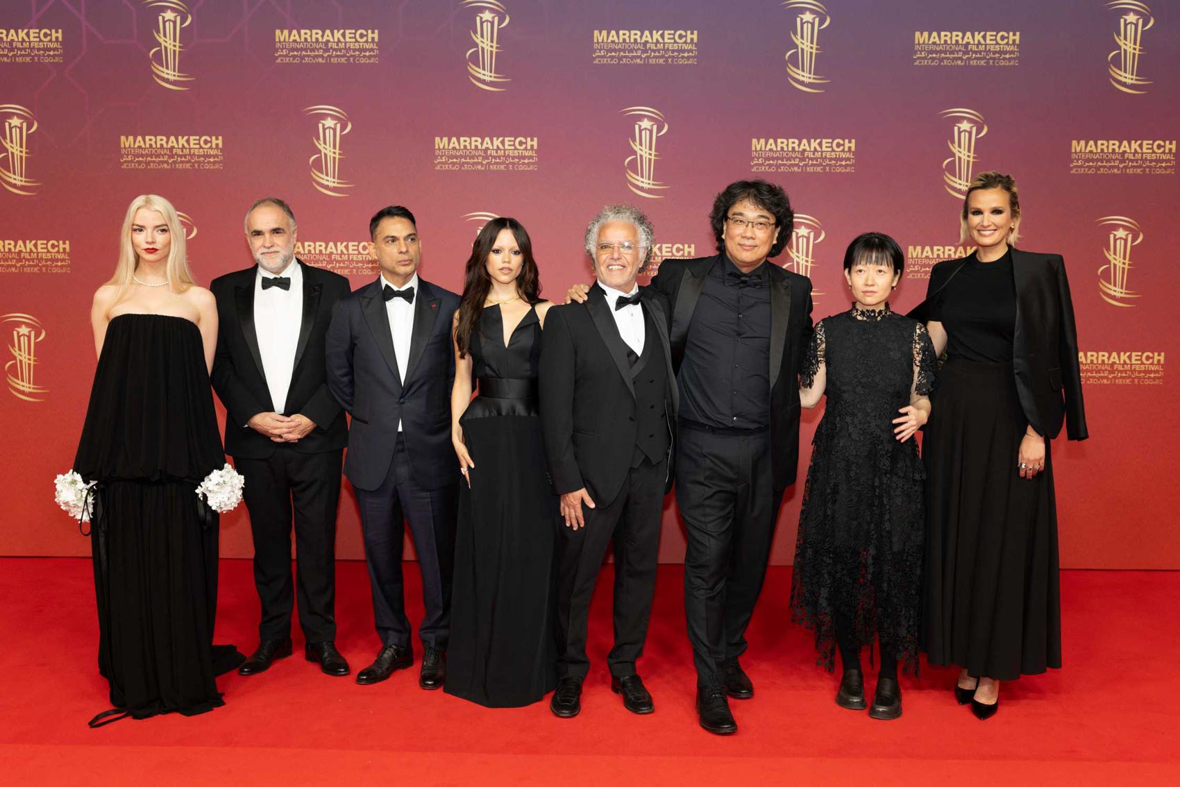 پیمان معادی در کنار ستارگان هالییود