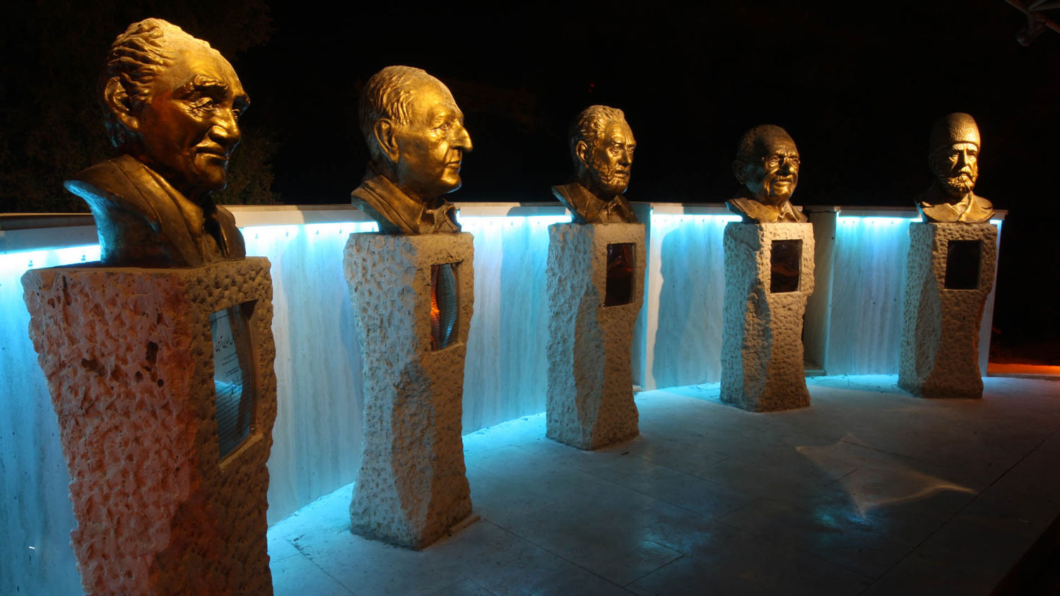 گذر هنرمندان