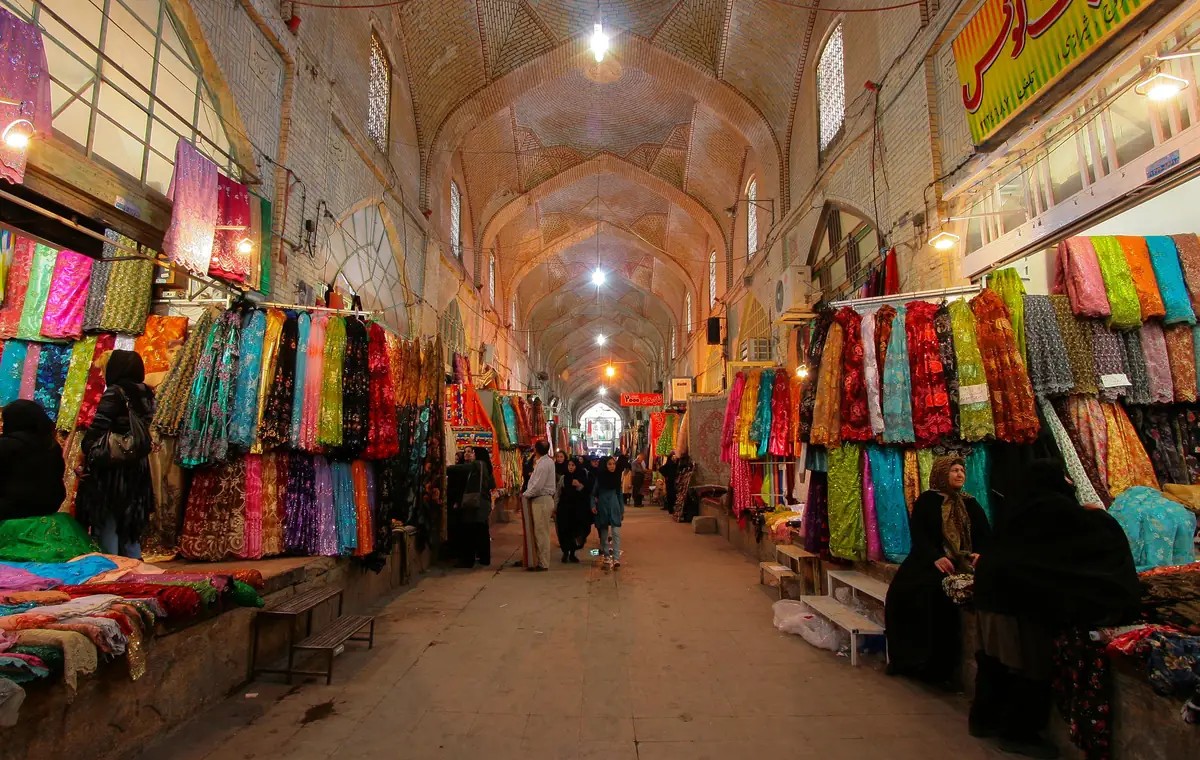 بازار وکیل