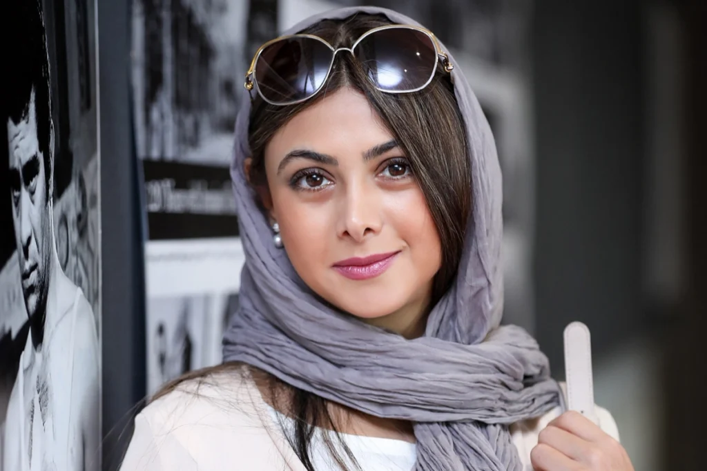 ازدواج هومن سیدی با آزاده صمدی