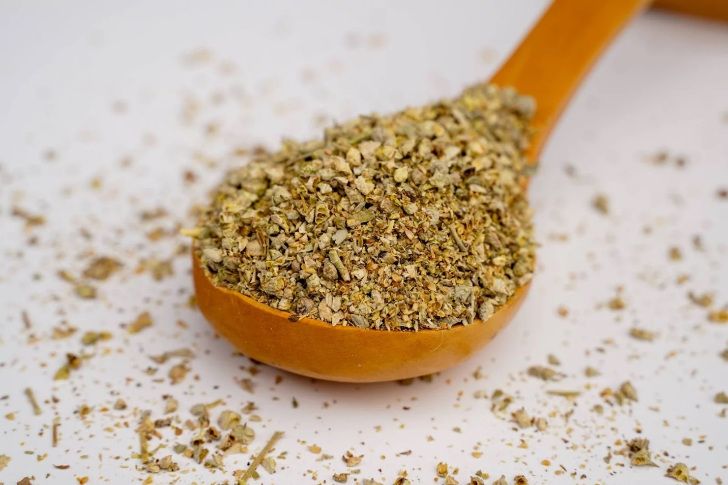 خارخاسک چیست و چه ترکیباتی دارد؟